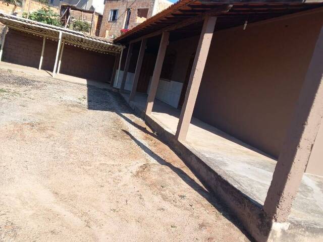 #629 - Casa para Locação em Itabirito - MG - 2