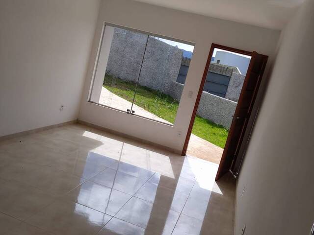 #719 - Casa para Venda em Itabirito - MG - 2