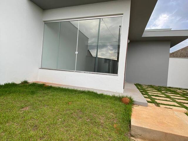 Casa para Venda em Itabirito - 4
