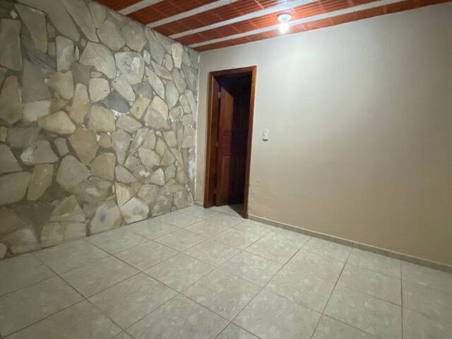 Casa para Locação em Itabirito - 4