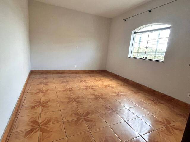 Casa para Locação em Itabirito - 5
