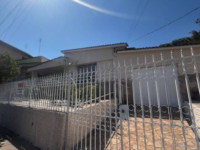 #904 - Casa para Venda em Itabirito - MG - 1