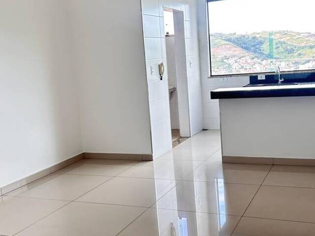#922 - Apartamento para Locação em Itabirito - MG - 2
