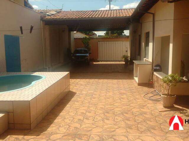 #935 - Casa para Venda em Sete Lagoas - MG - 1
