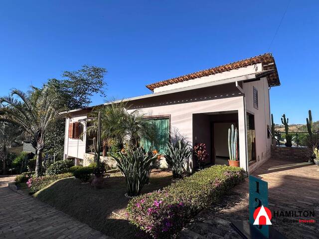 #947 - Casa para Venda em Itabirito - MG