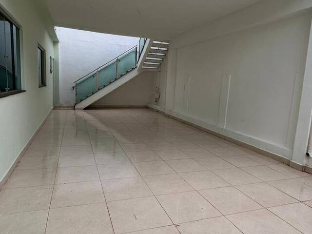 #976 - Casa para Locação em Itabirito - MG - 2