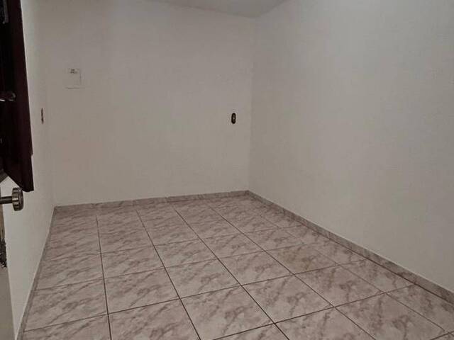 Casa para Locação em Itabirito - 5
