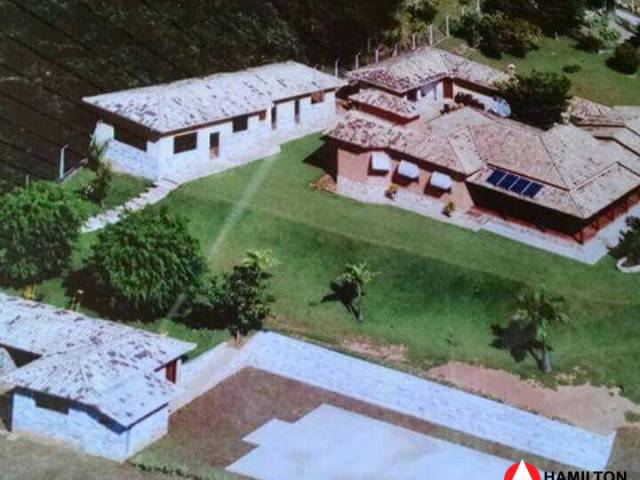 #981 - Casa para Venda em Itabirito - MG - 2