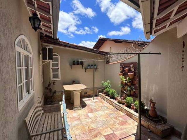 #984 - Casa para Venda em Itabirito - MG - 3