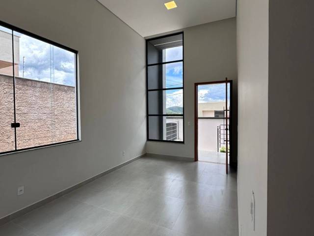 #985 - Casa para Venda em Itabirito - MG - 2