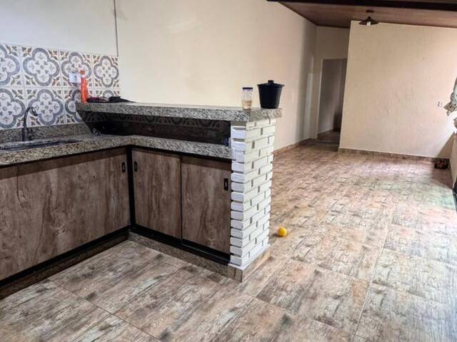 #990 - Casa para Locação em Itabirito - MG - 2