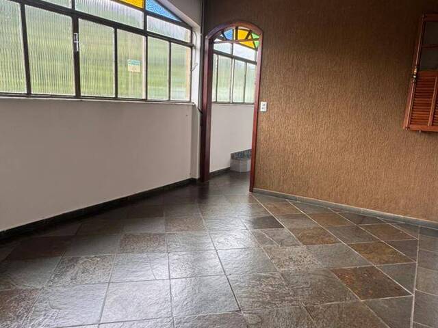 #997 - Apartamento para Locação em Itabirito - MG - 2