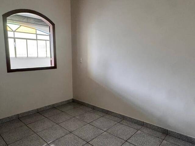 Apartamento para Locação em Itabirito - 5