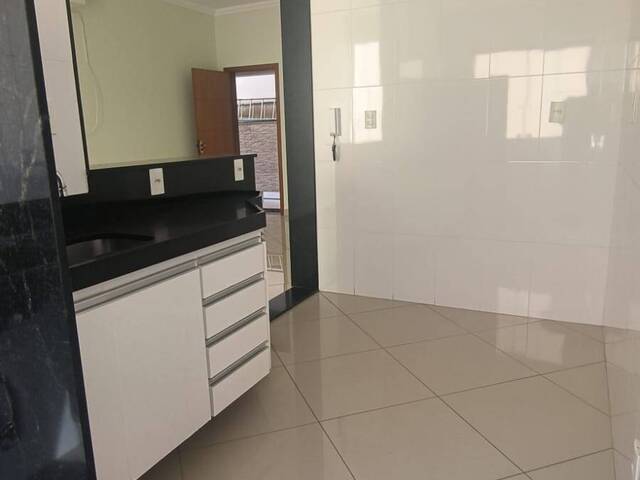 #1008 - Apartamento para Locação em Itabirito - MG - 2