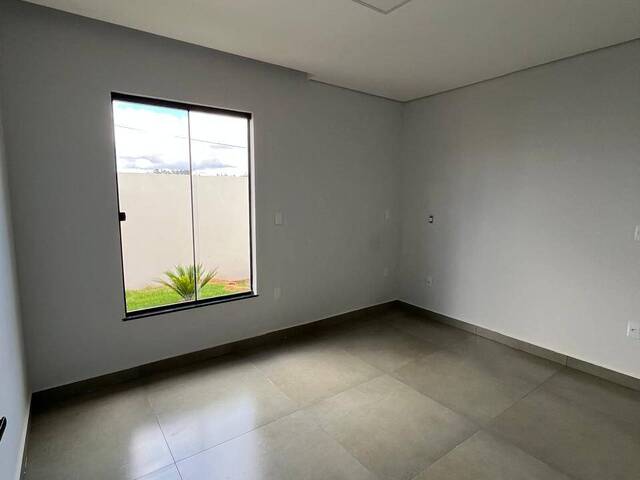 Casa para Venda em Itabirito - 2