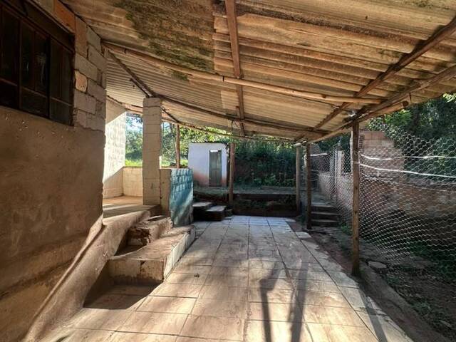 Casa para Locação em Itabirito - 2