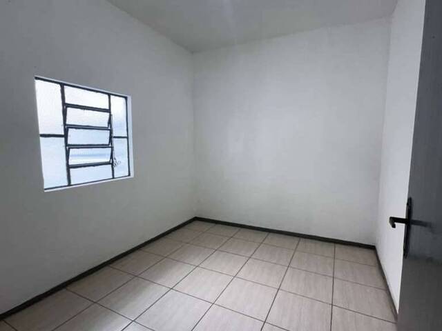 Casa para Locação em Itabirito - 4