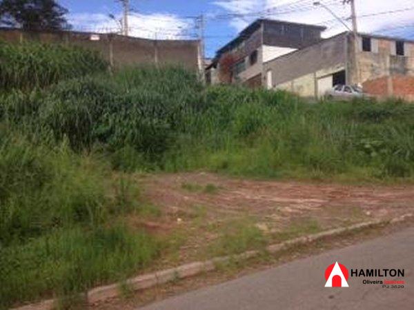 LOTE BAIRRO STA EFIGÊNIA 360 M2