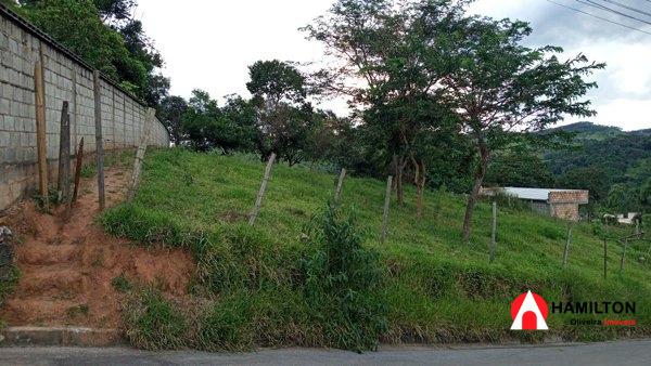 Chácara à venda do Bairro meu sítio de 1800m2
