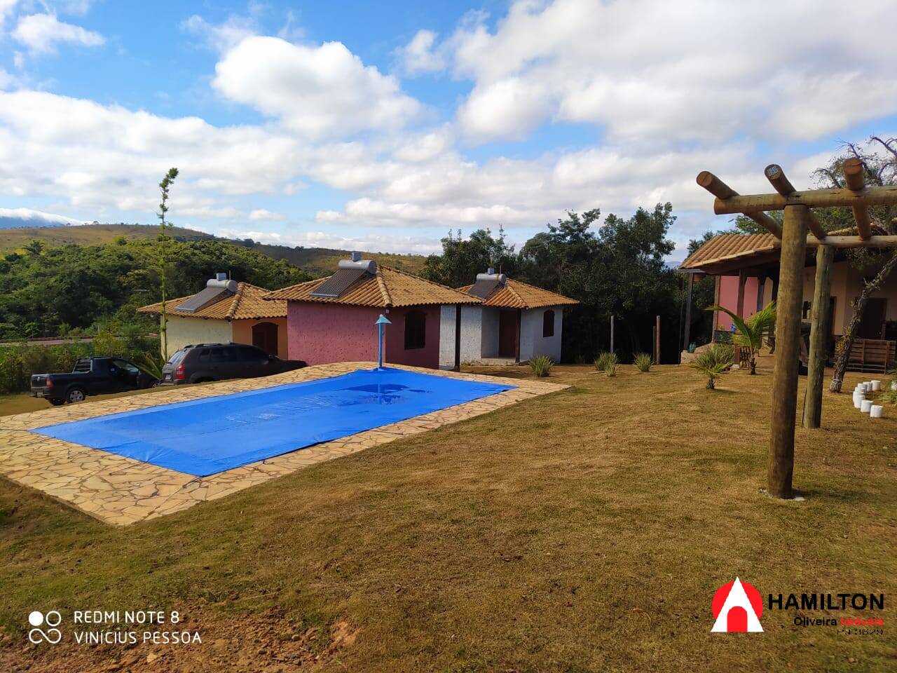 Terreno com Quatro Chalés em Acuruí