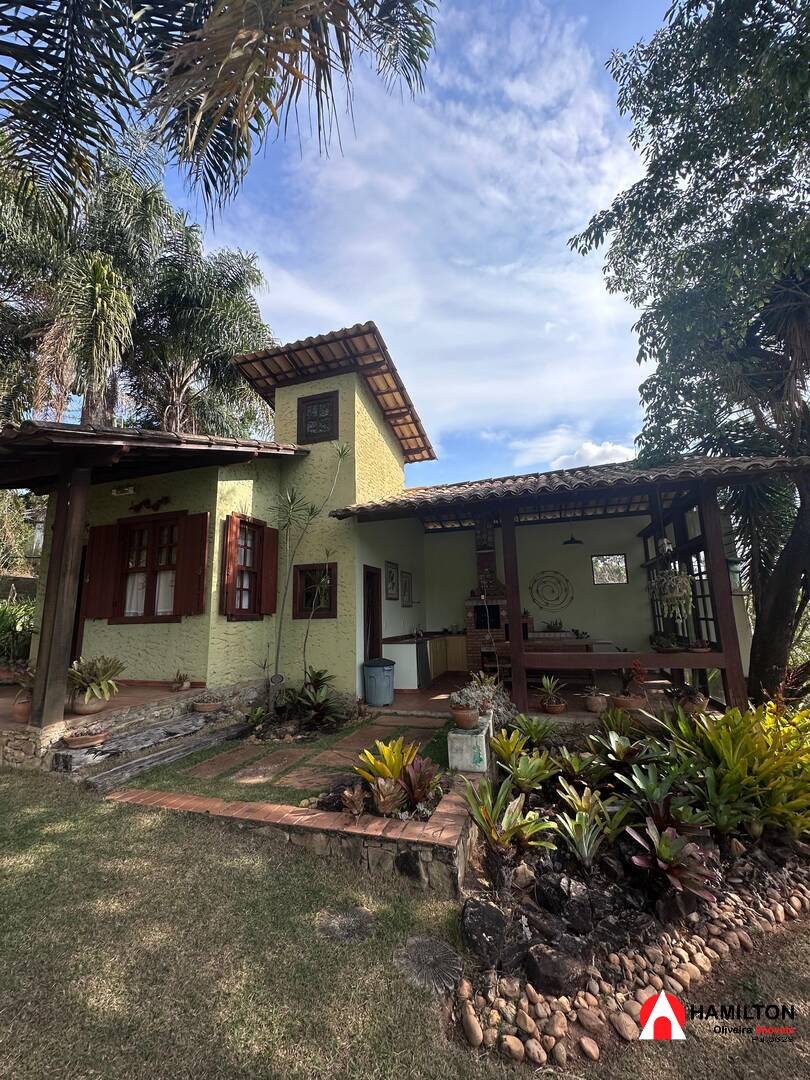 Casa charmosa cercada de natureza na Paragem do Tripuí