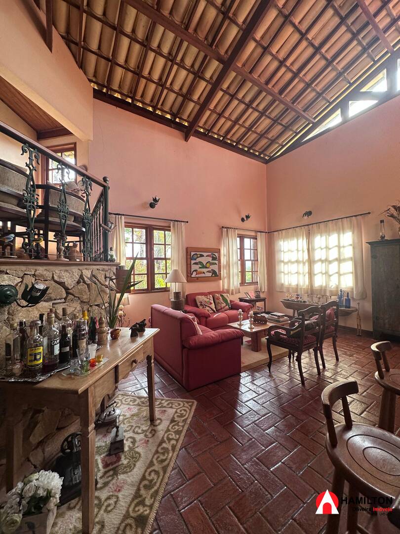 Casa charmosa cercada de natureza na Paragem do Tripuí