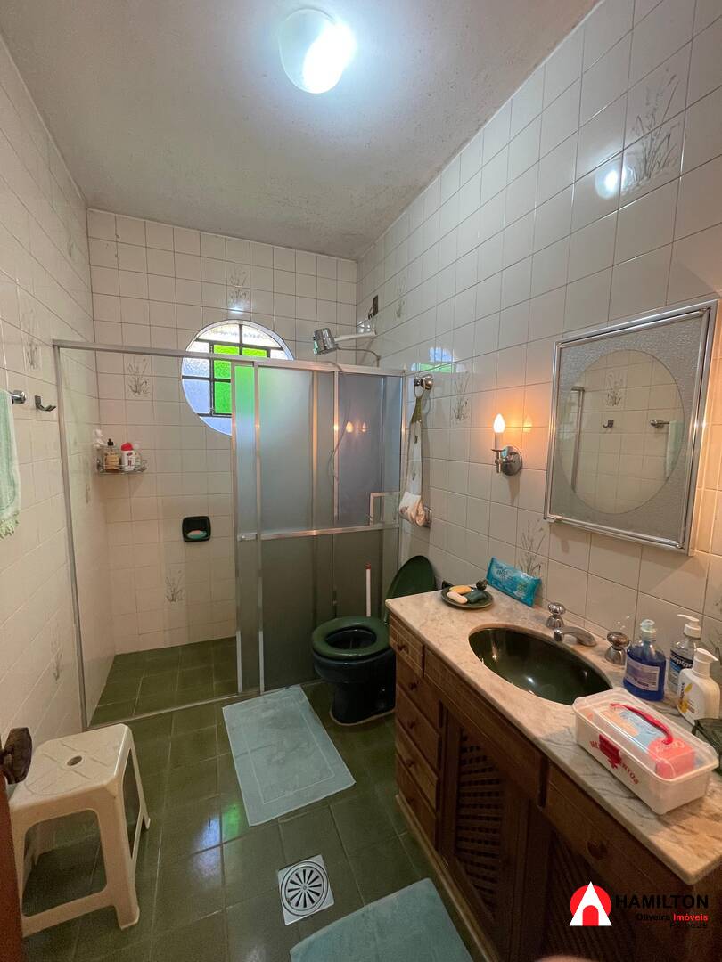 Casa à venda no bairro Santa Efigênia – Itabirito (porteira fechada)
