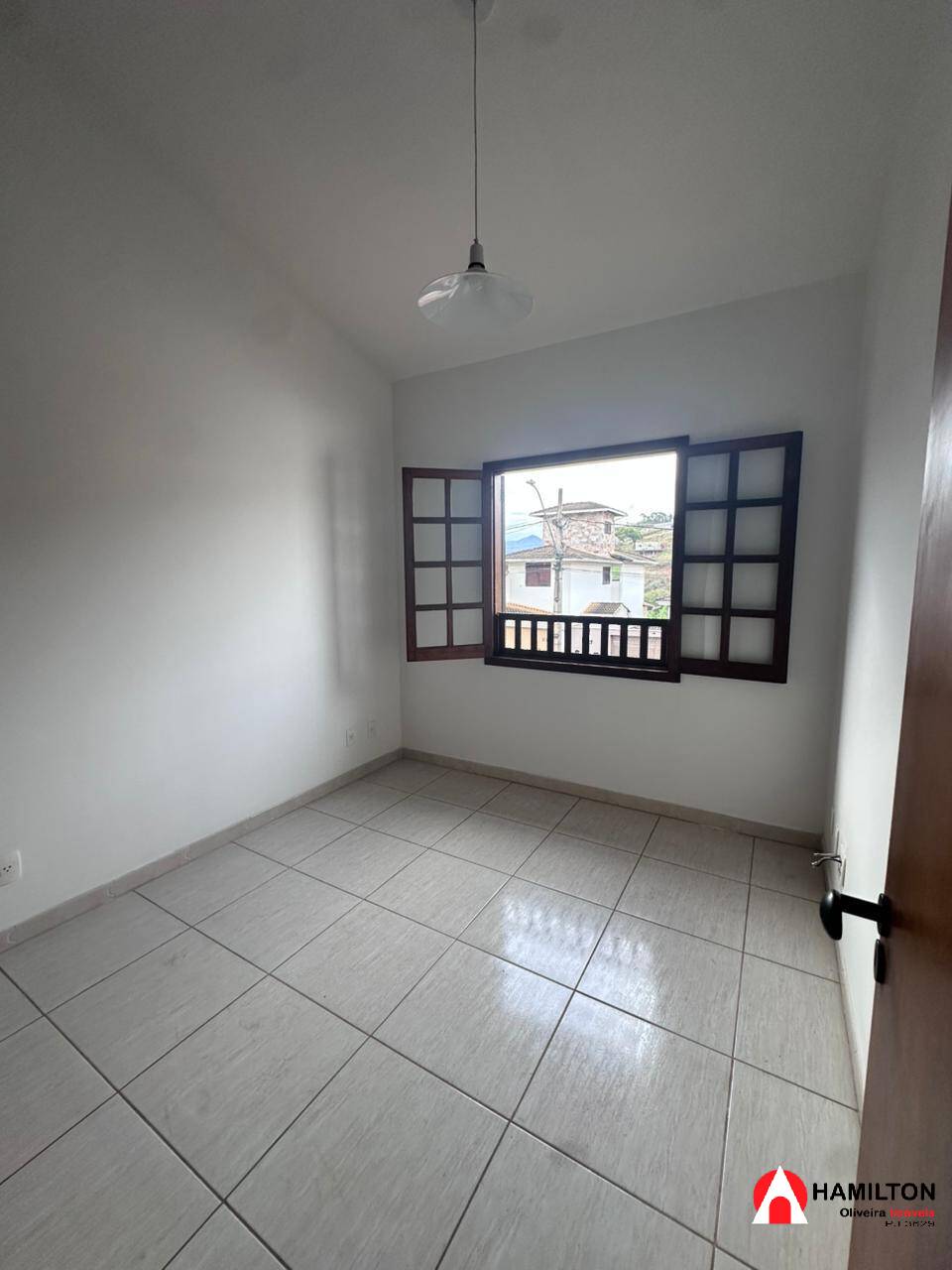Casa ampla e aconchegante para locação no bairro Álvaro Maia