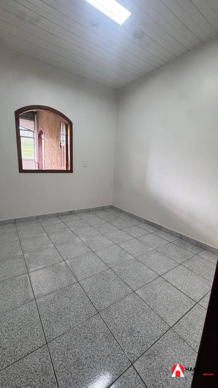 APARTAMENTO PARA LOCAÇÃO – BAIRRO SANTO ANTÔNIO – ITABIRITO/MG