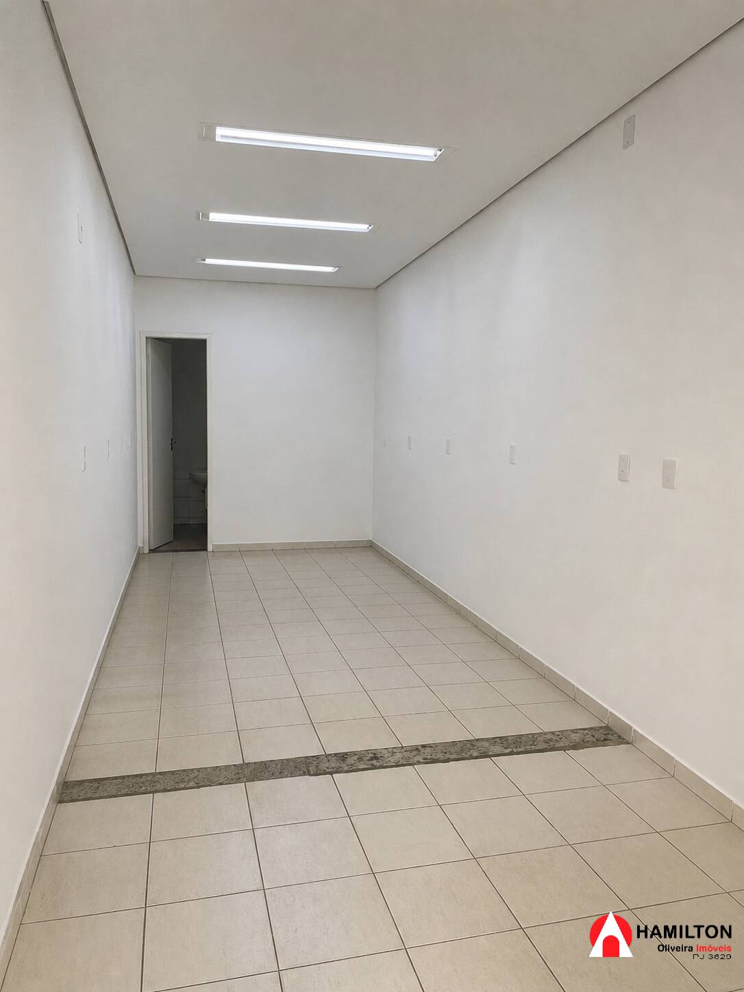 Sala comercial para locação no Centro Itabirito/MG